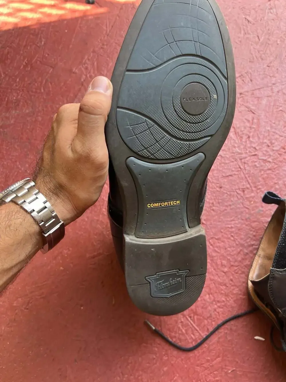Florsheim comfortech chukka